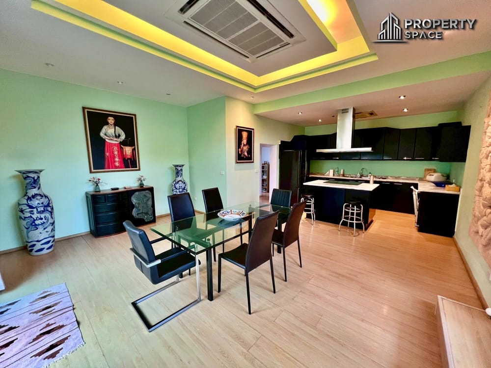 Stylish 3 Bedroom Pool Villa With Guesthouse In East Pattaya For Sale Image 6