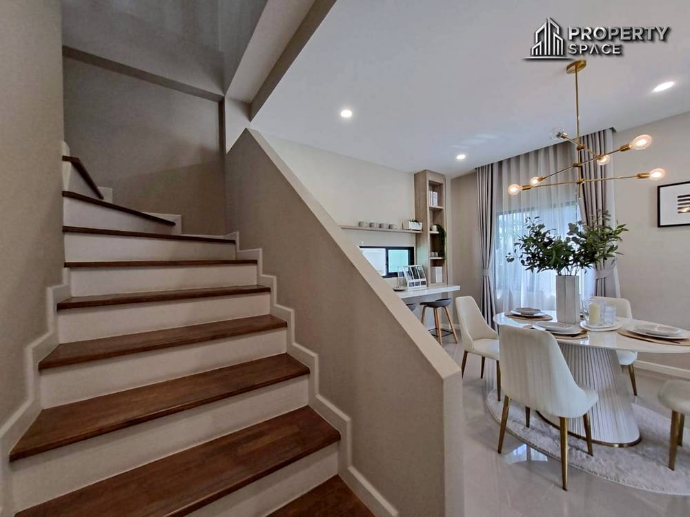 Brand New 4 Bedroom House In Secured Compound In Huay Yai Pattaya For Sale Image 10