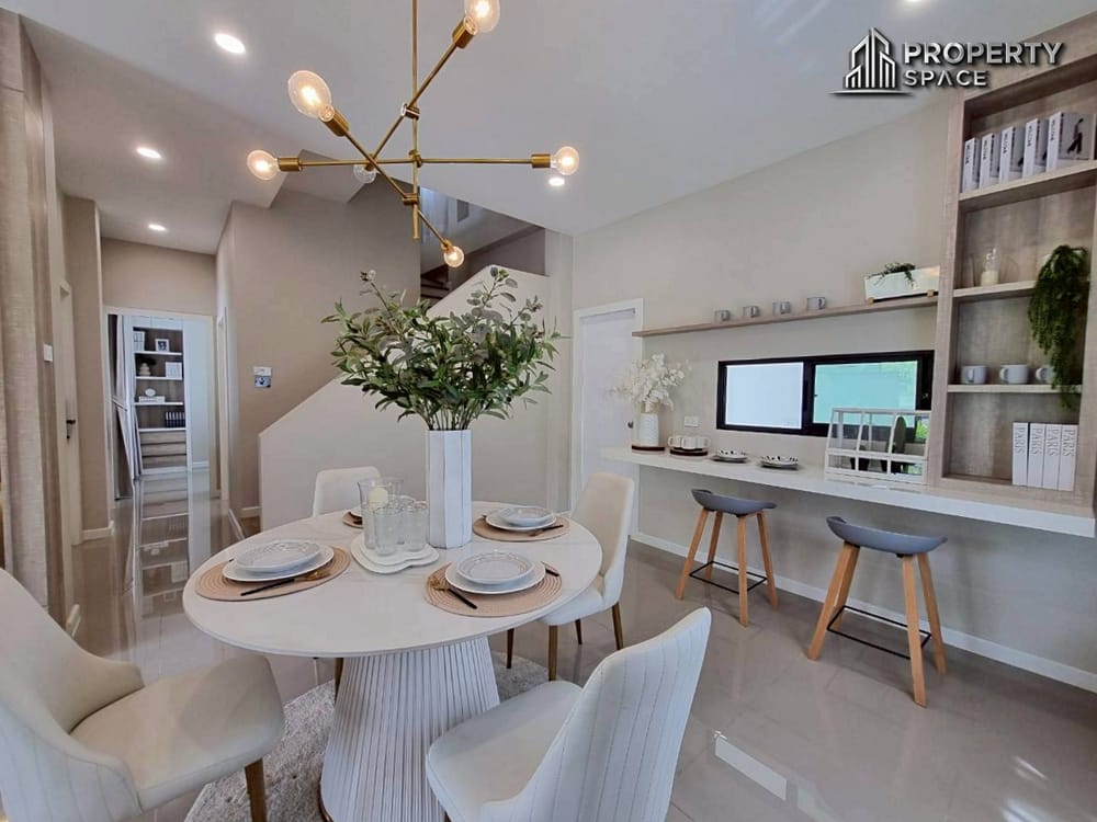 Brand New 4 Bedroom House In Secured Compound In Huay Yai Pattaya For Sale Image 6