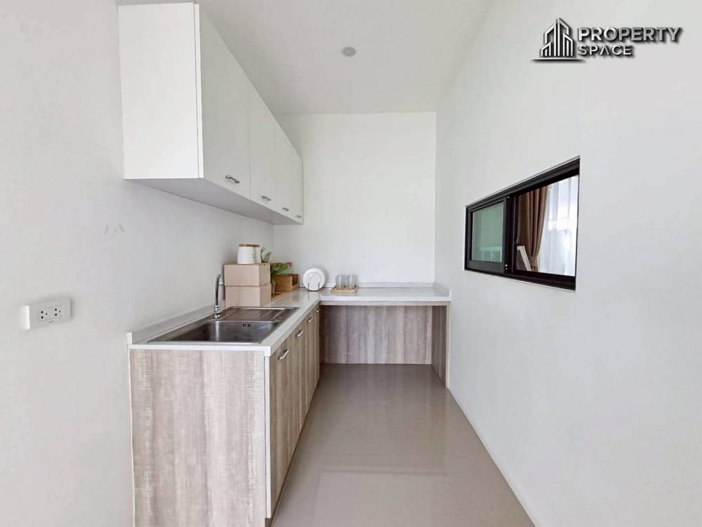 Brand New 4 Bedroom House In Secured Compound In Huay Yai Pattaya For Sale Image 19