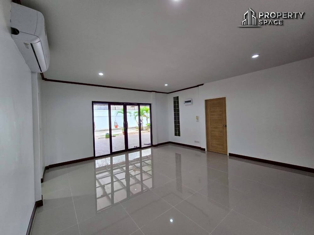 Design Your Dream Home – 3-Bedroom House with Big Backyard in East Pattaya For Sale Image 5