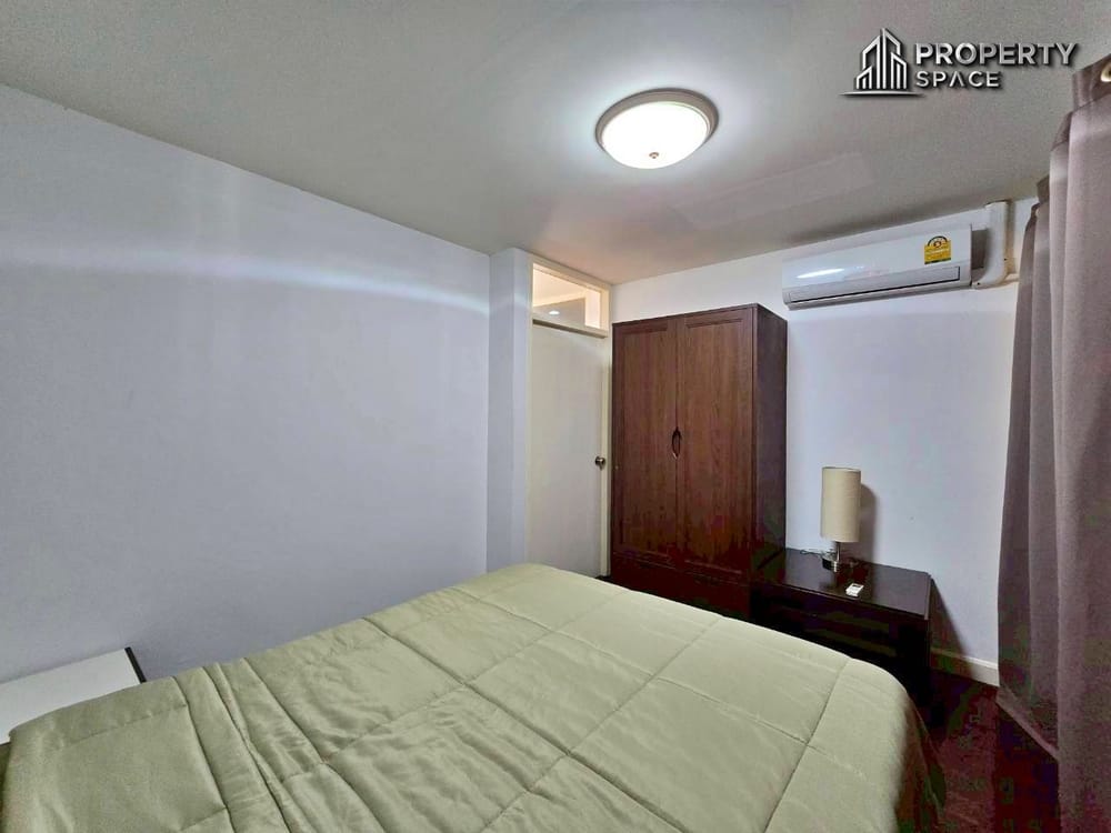 Spacious 2 Bedroom Condo Just 30 Meters From Jomtien Beach For Rent Image 18