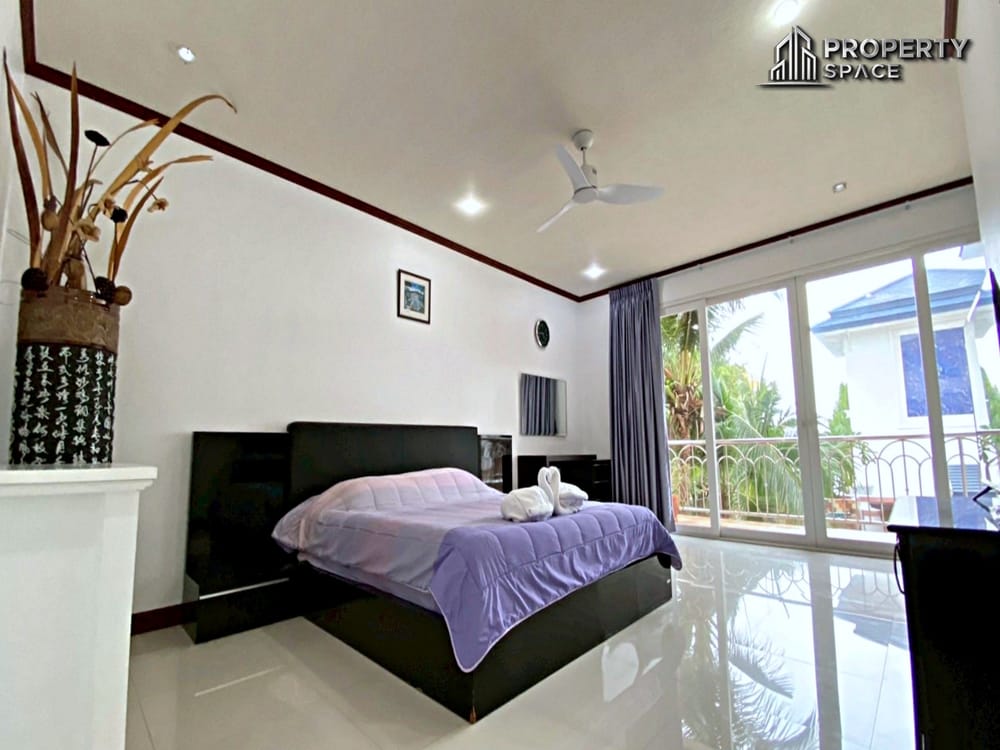 Luxury Spacious 4 Bedroom Pool Villa In Na Jomtien Pattaya For Rent Image 16