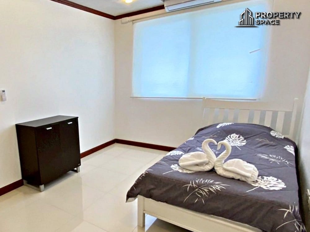 Luxury Spacious 4 Bedroom Pool Villa In Na Jomtien Pattaya For Rent Image 20
