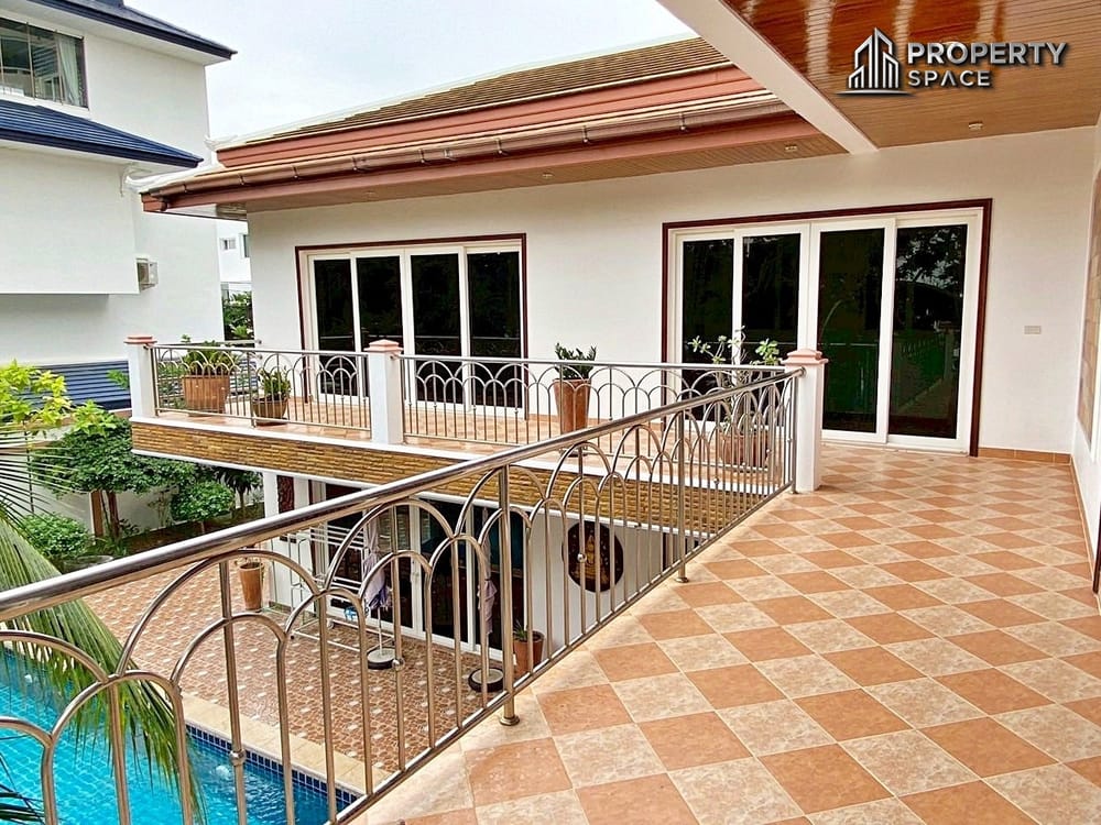 Luxury Spacious 4 Bedroom Pool Villa In Na Jomtien Pattaya For Rent Image 5