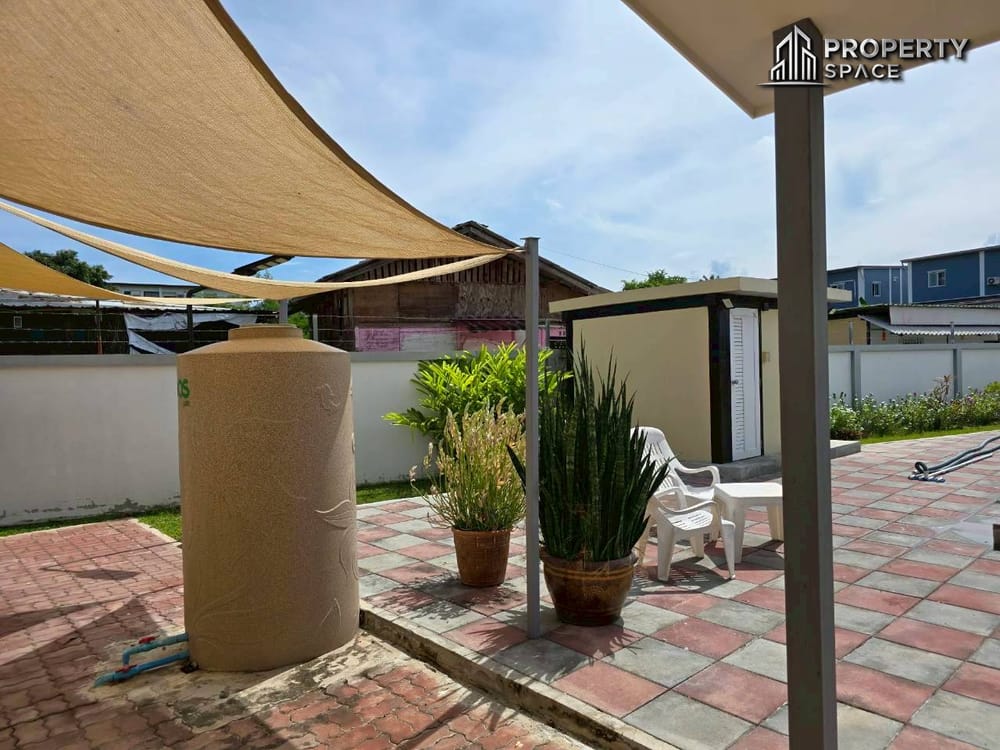 Pet-Friendly 2-Bedroom Pool Villa in East Pattaya For Rent Image 25