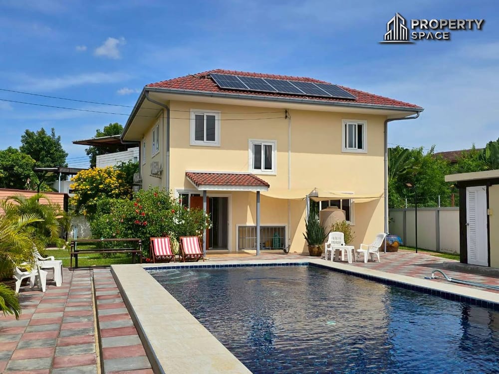 Pet-Friendly 2-Bedroom Pool Villa in East Pattaya For Rent Image 3