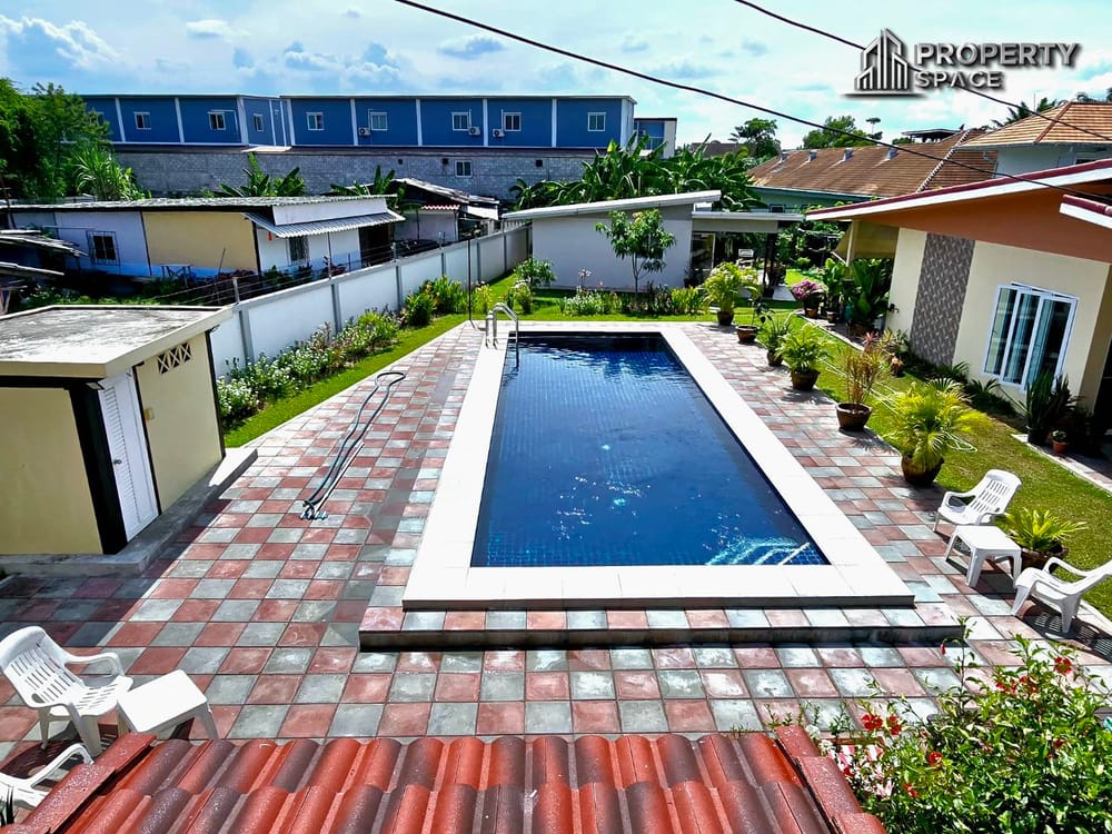 Pet-Friendly 2-Bedroom Pool Villa in East Pattaya For Rent Image 5