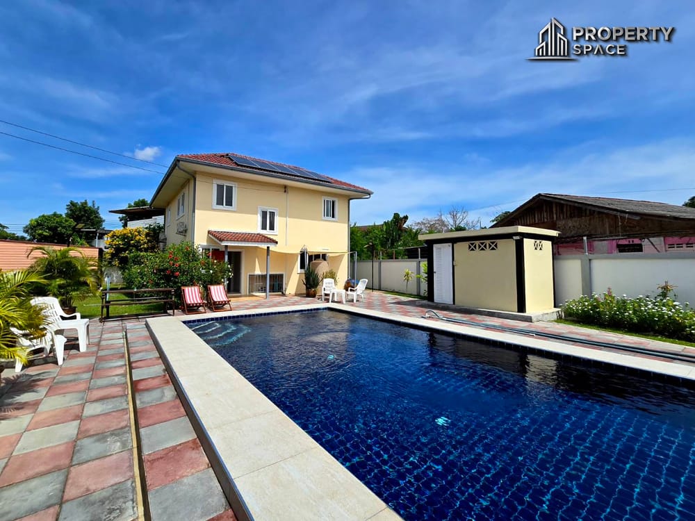 Pet-Friendly 2-Bedroom Pool Villa in East Pattaya For Rent Image 4