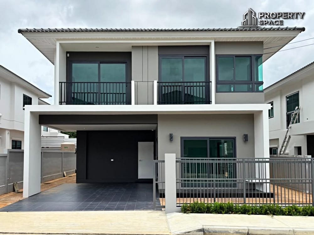 Brand New 4 Bedroom Detached House In Supalai Parkville Pattaya For Sale Image 1
