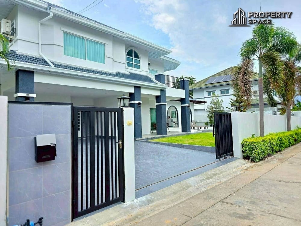 Luxurious 4-Bedroom Pool Villa With Stylish Interiors In East Pattaya For Sale Image 3