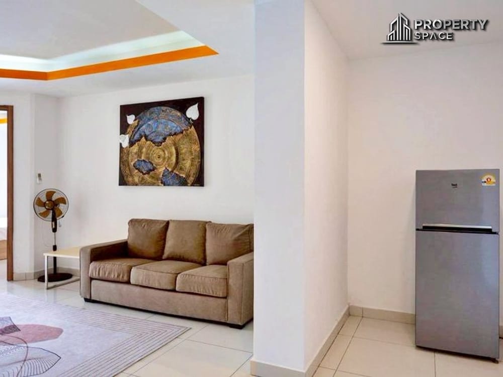 Foreign Quota Spacious 1-Bedroom Condo in C-View Residence Pattaya For Sale Image 5