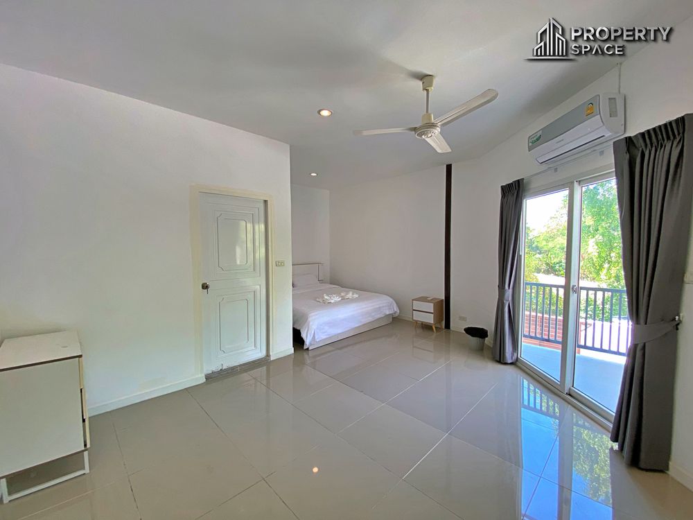 5 Bedroom Pool Villa In East Pattaya For Sale And Rent Image 23