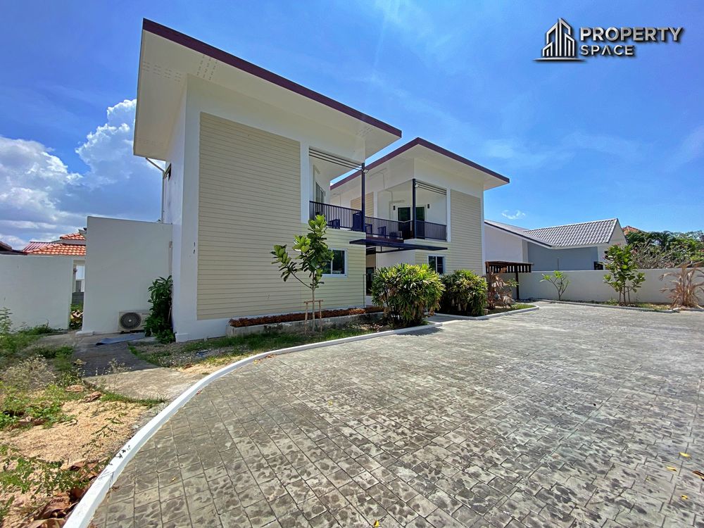5 Bedroom Pool Villa In East Pattaya For Sale And Rent Image 32