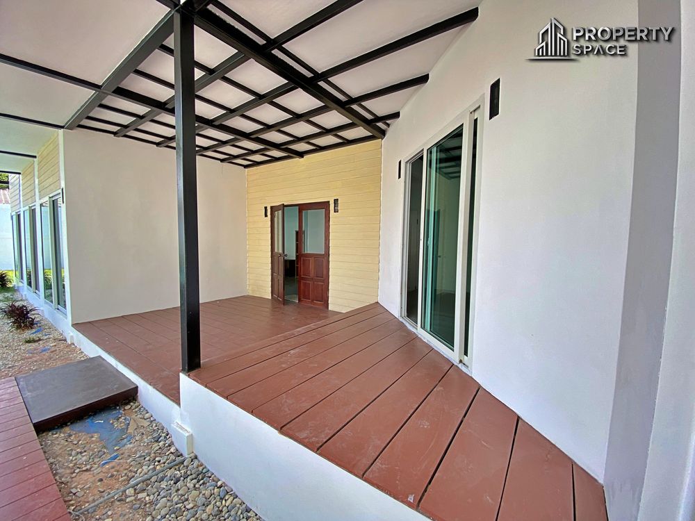 5 Bedroom Pool Villa In East Pattaya For Sale And Rent Image 6