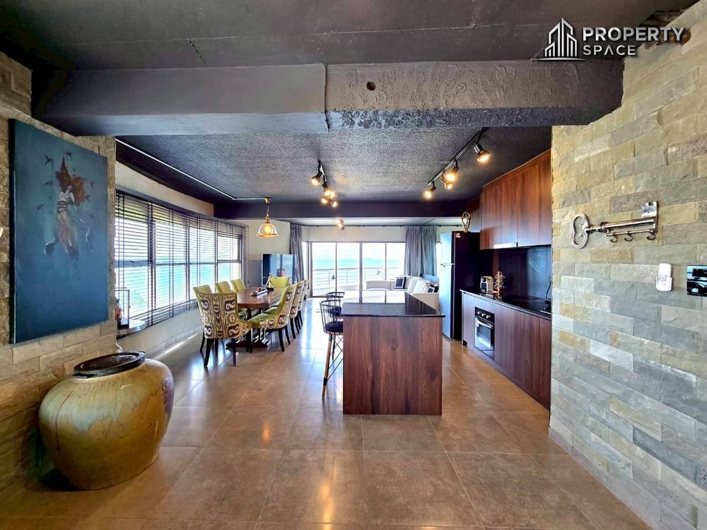 Stylish 1-Bedroom Condo With Ocean View in Metro Jomtien For Sale Image 3