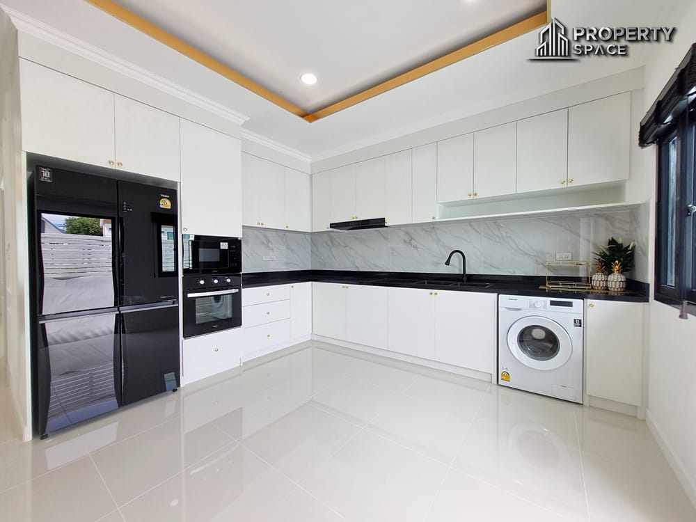 Brand New Modern Luxury 4 Bedroom Pool Villa In Huay Yai Pattaya For Sale Image 19