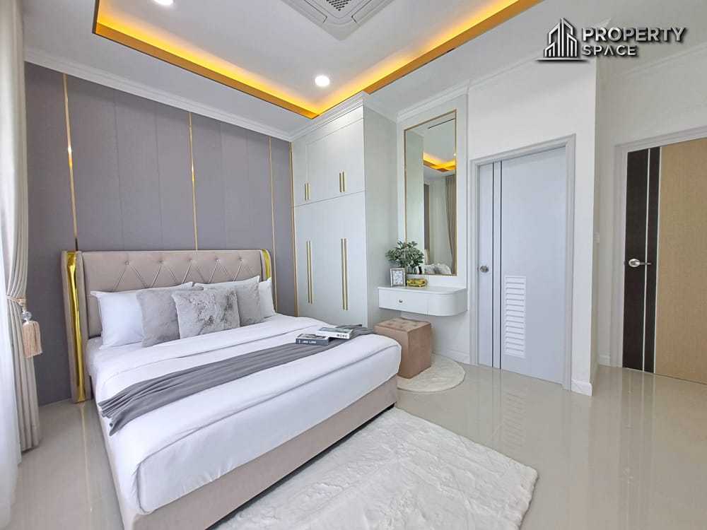 Brand New Modern Luxury 4 Bedroom Pool Villa In Huay Yai Pattaya For Sale Image 29