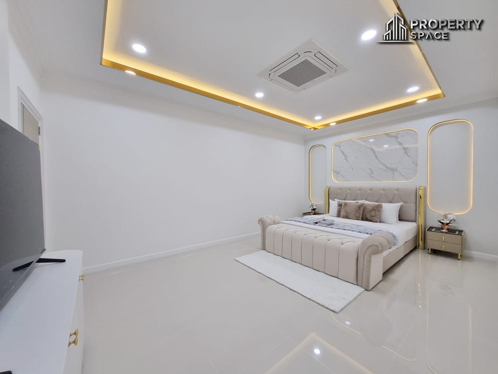 Brand New Modern Luxury 4 Bedroom Pool Villa In Huay Yai Pattaya For Sale Image 32