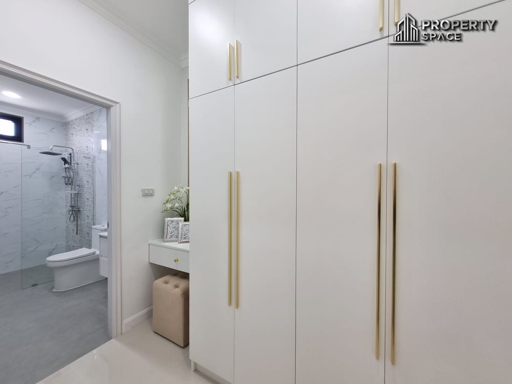 Brand New Modern Luxury 4 Bedroom Pool Villa In Huay Yai Pattaya For Sale Image 34