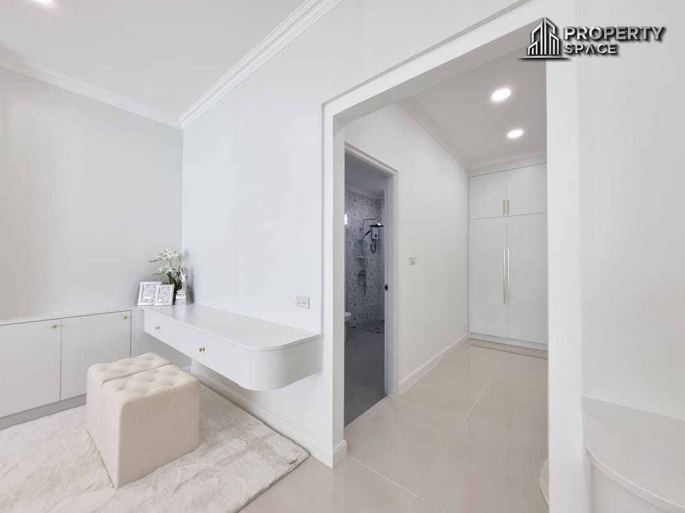 Brand New Modern Luxury 4 Bedroom Pool Villa In Huay Yai Pattaya For Sale Image 40