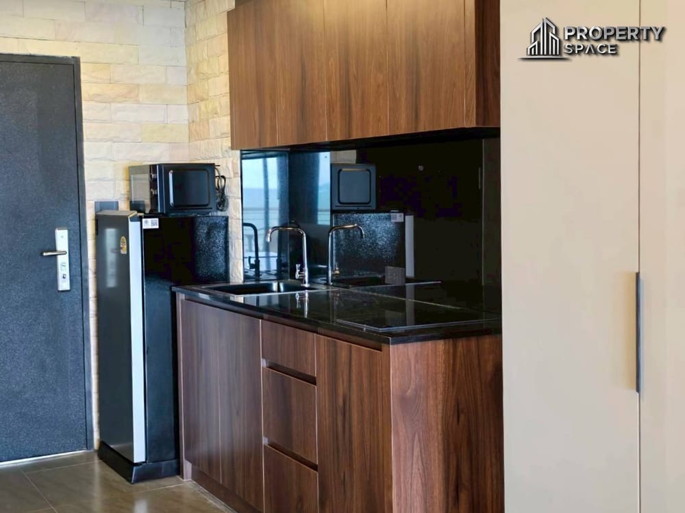 Sea View Modern Studio Condo in Metro Jomtien Pattaya For Rent Image 12