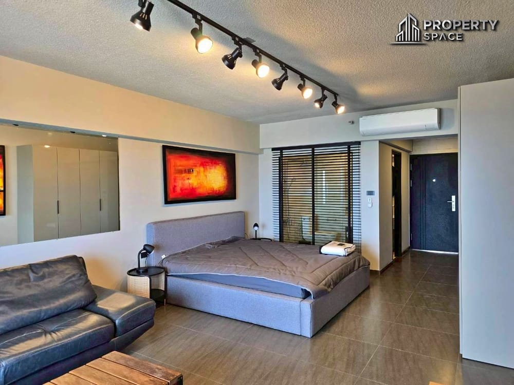 Sea View Modern Studio Condo in Metro Jomtien Pattaya For Rent Image 6