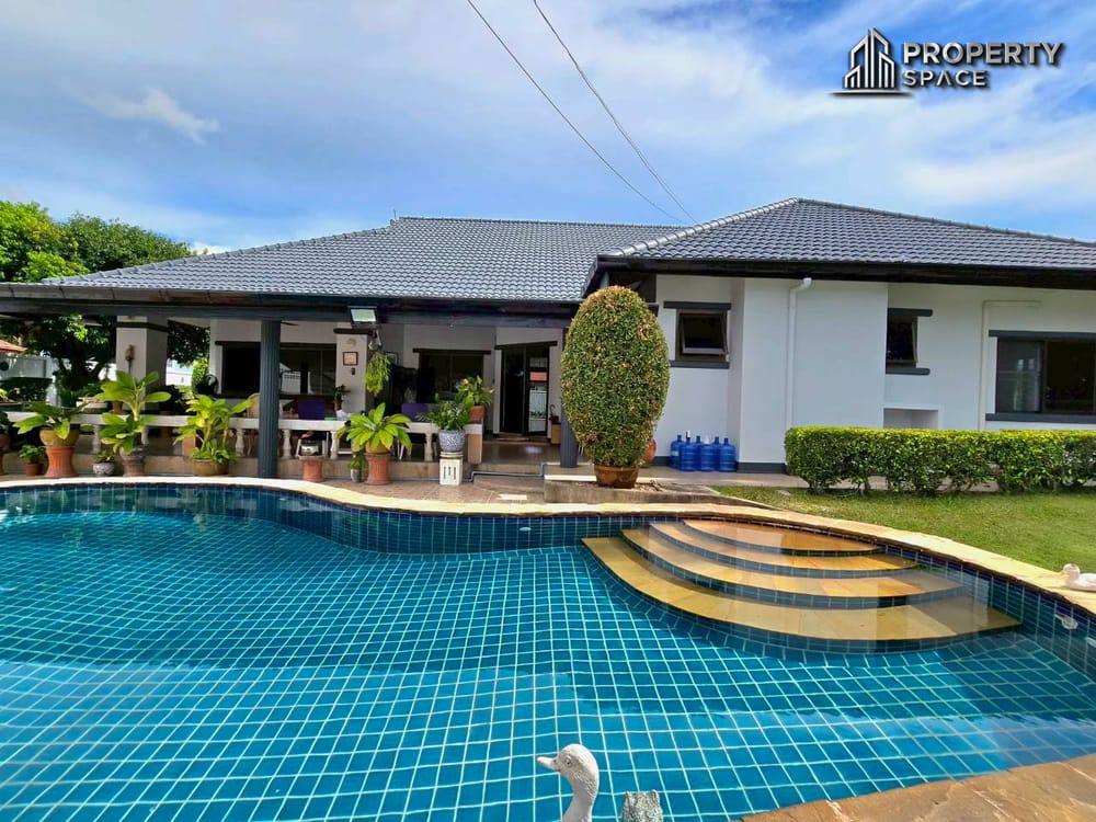 Big Land 4 Bedroom Pool Villa On 1 Rai Land In East Pattaya For Sale Image 6