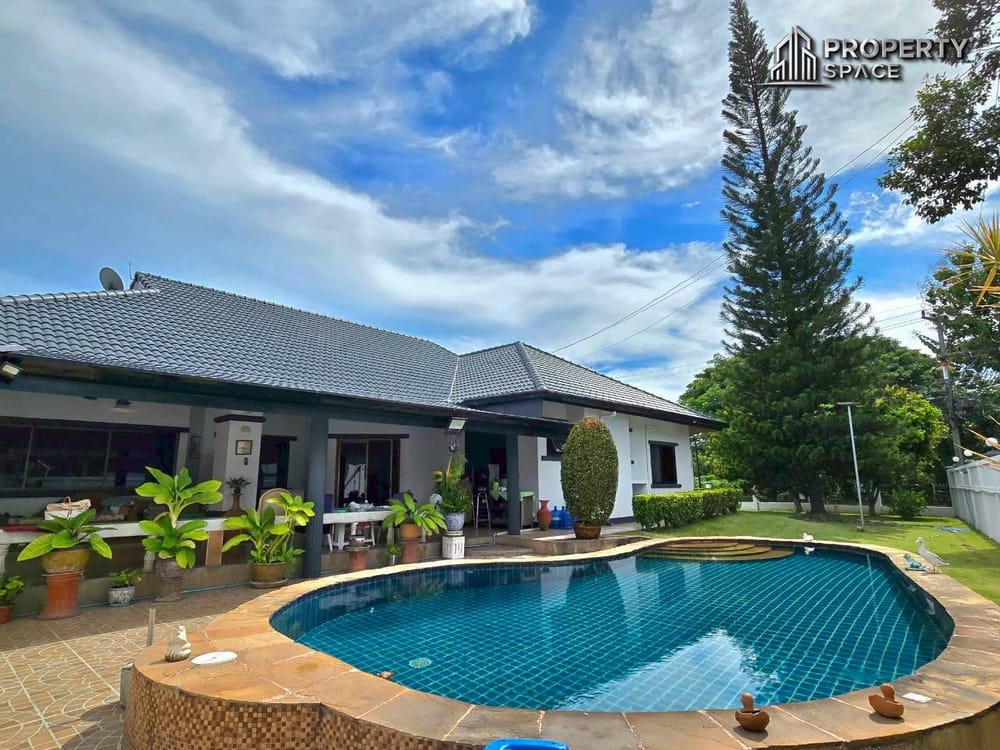 Big Land 4 Bedroom Pool Villa On 1 Rai Land In East Pattaya For Sale Image 6