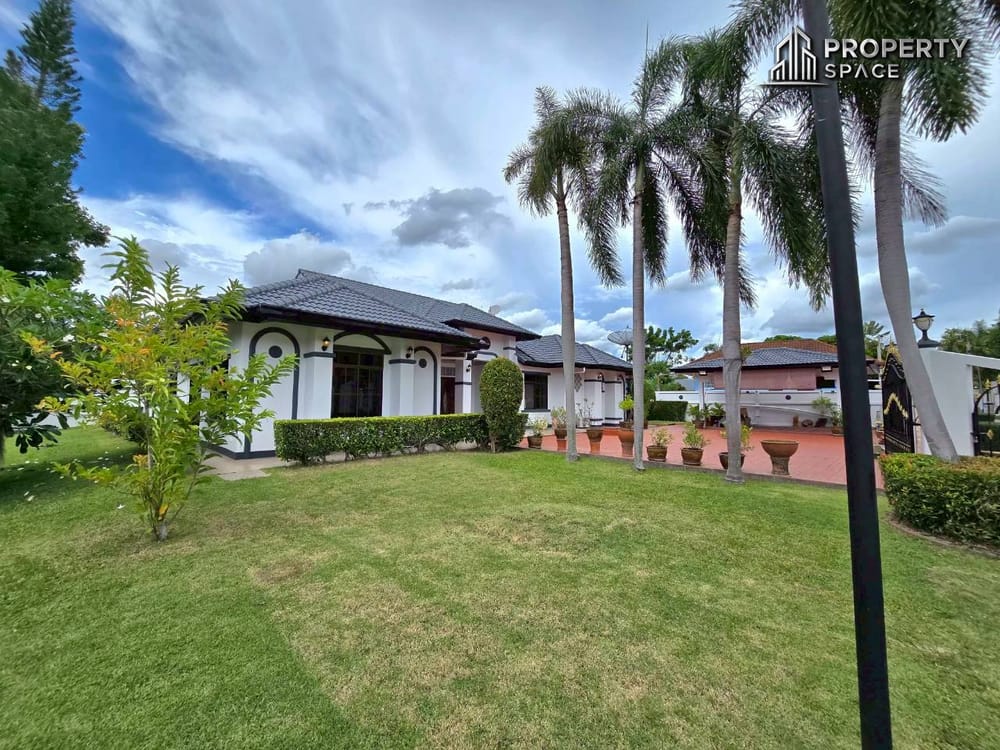 Big Land 4 Bedroom Pool Villa On 1 Rai Land In East Pattaya For Sale Image 35