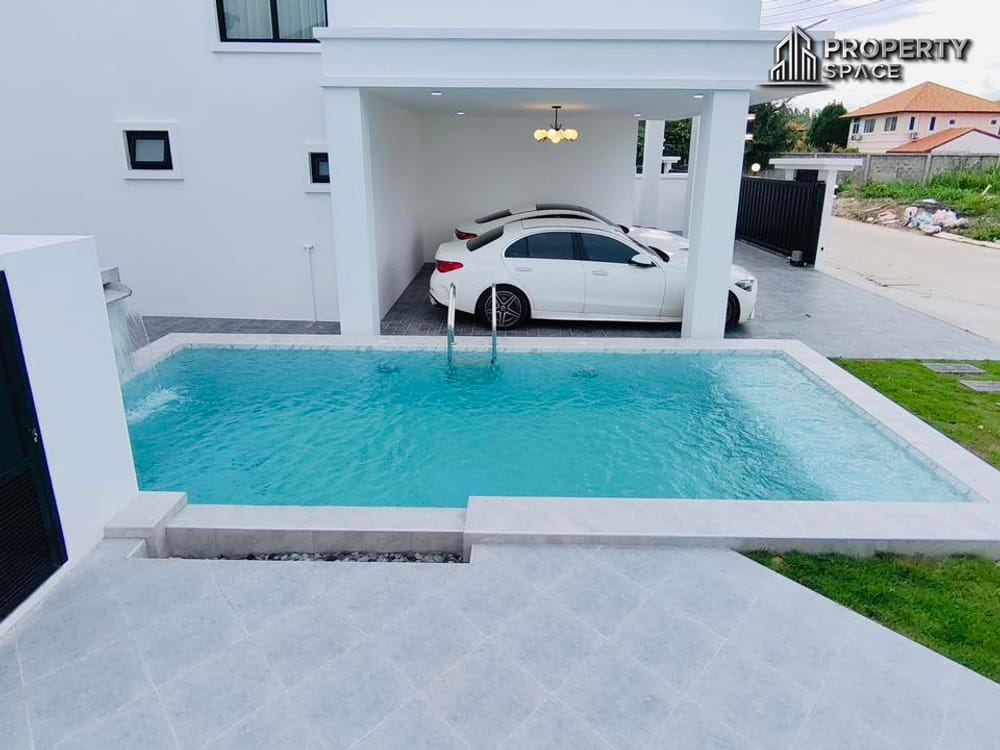 Brand New 4 Bedroom Pool Villa Near Jomtien Beach With Large Garden For Sale Image 15