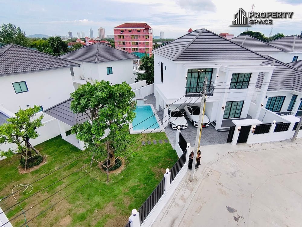 Brand New 4 Bedroom Pool Villa Near Jomtien Beach With Large Garden For Sale Image 1
