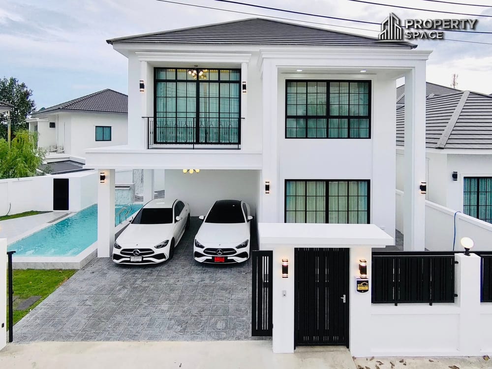 Brand New 4 Bedroom Pool Villa Near Jomtien Beach With Large Garden For Sale Image 4