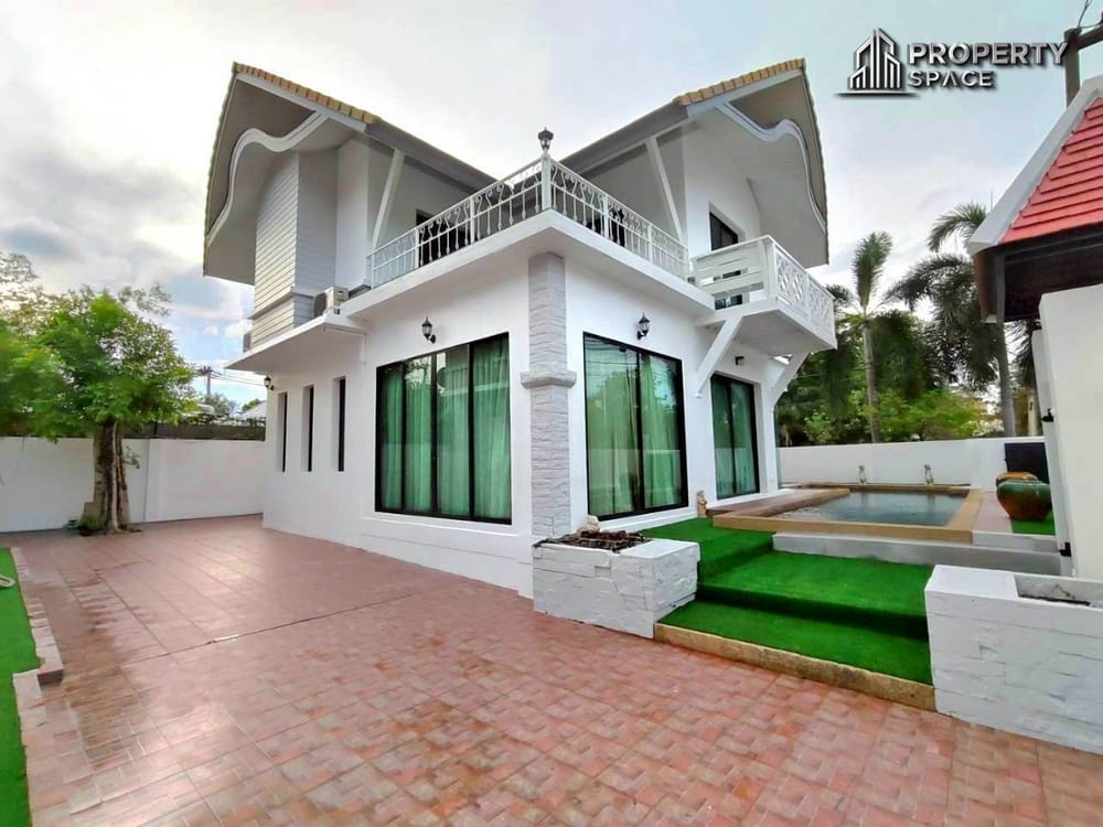 Spacious 5 Bedroom Pool Villa In North Pattaya For Rent Image 1