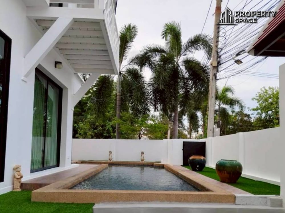 Spacious 5 Bedroom Pool Villa In North Pattaya For Rent Image 23