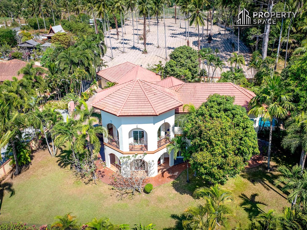 Stunning 5-Bedroom Pool Villa On Land Over 1 Rai In Huay Yai Pattaya For Sale Image 3