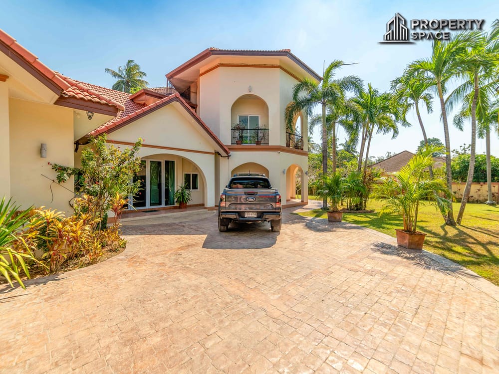 Stunning 5-Bedroom Pool Villa On Land Over 1 Rai In Huay Yai Pattaya For Sale Image 44