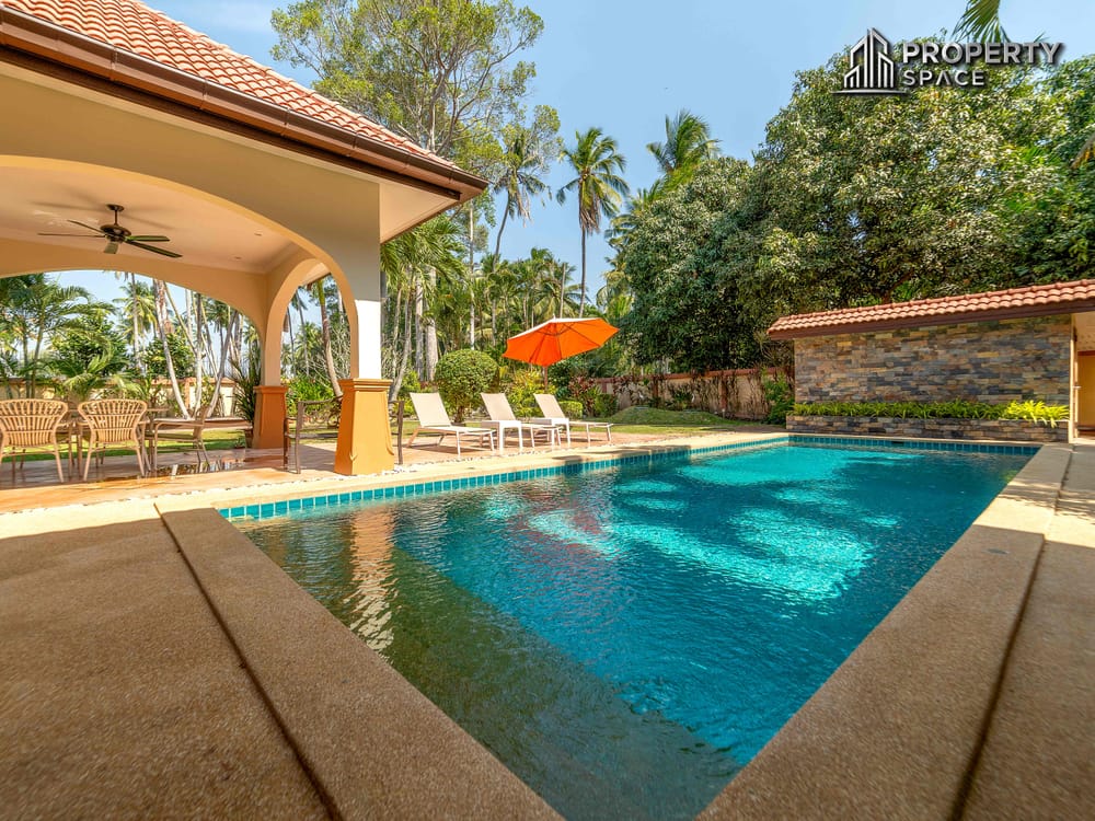 Stunning 5-Bedroom Pool Villa On Land Over 1 Rai In Huay Yai Pattaya For Sale Image 8