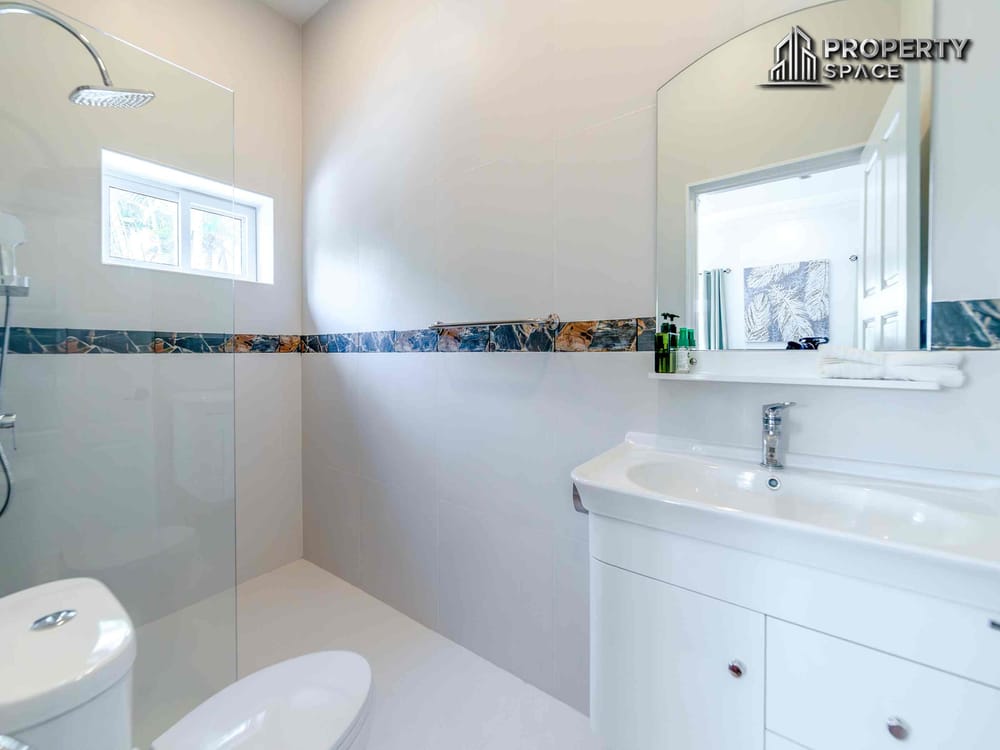 Stunning 5-Bedroom Pool Villa On Land Over 1 Rai In Huay Yai Pattaya For Sale Image 31