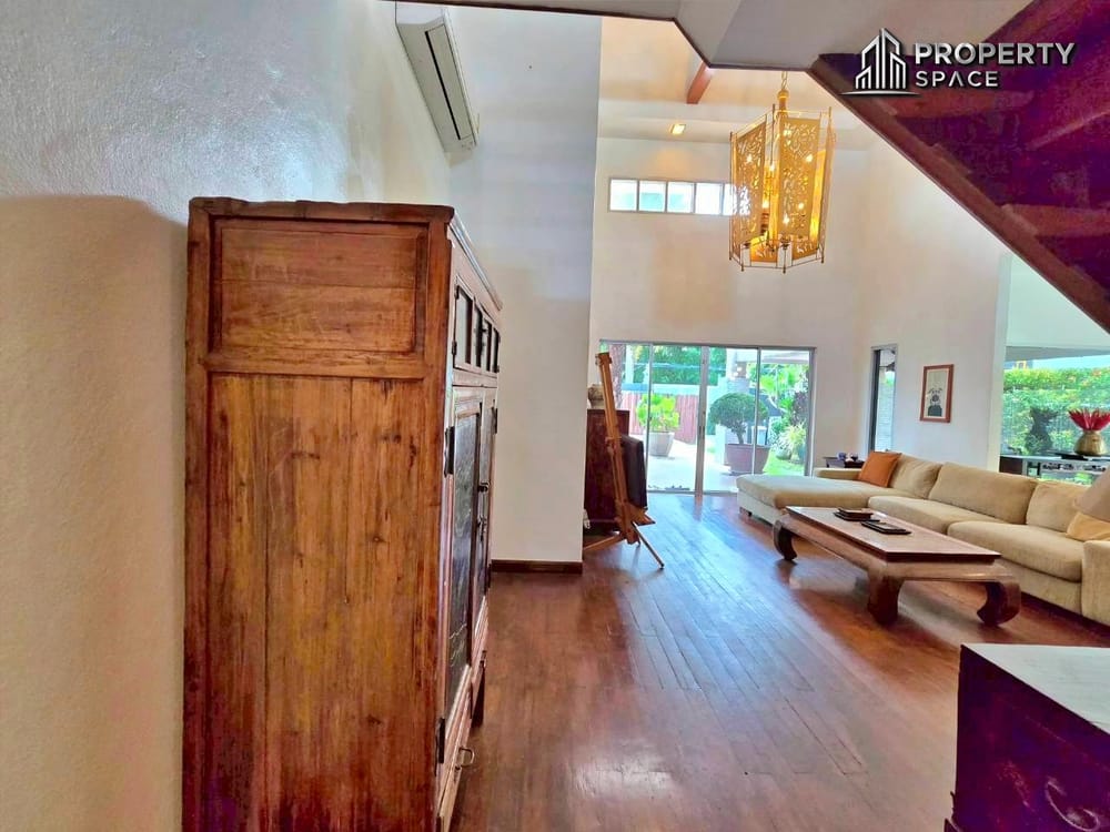 3-Bedroom Pool Villa with Stylish Mezzanine and Tropical Garden For sale  Image 16