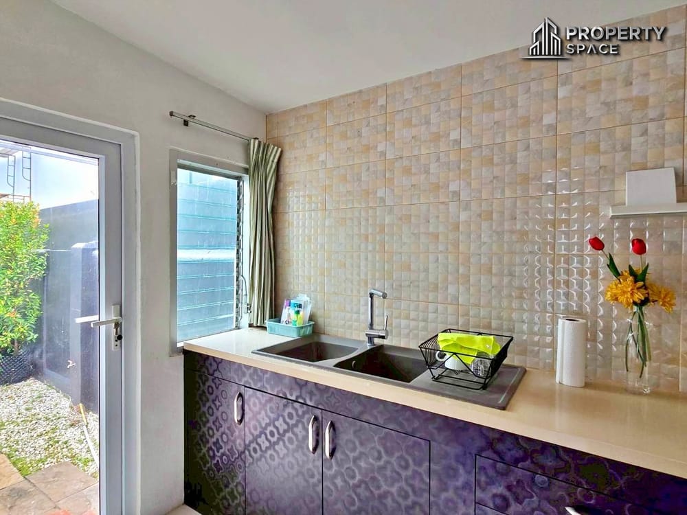3-Bedroom Pool Villa with Stylish Mezzanine and Tropical Garden For sale  Image 35