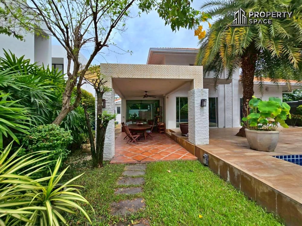 3-Bedroom Pool Villa with Stylish Mezzanine and Tropical Garden For sale  Image 39