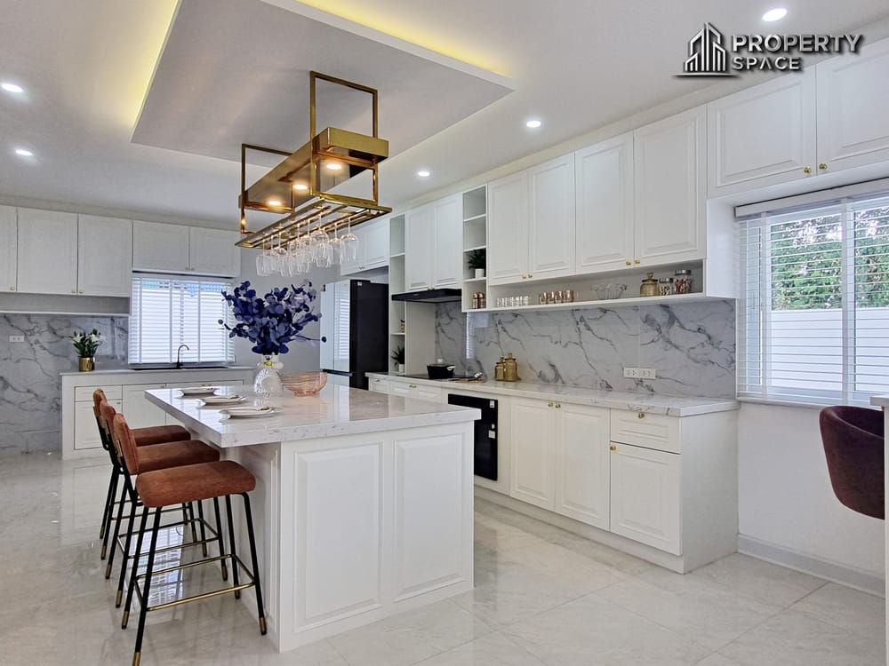 5 Bedroom Modern Luxury Pool Villa In North Pattaya For Sale (Installment Option Available) Image 15