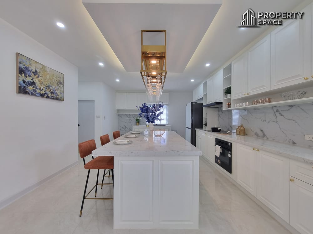 5 Bedroom Modern Luxury Pool Villa In North Pattaya For Sale (Installment Option Available) Image 16