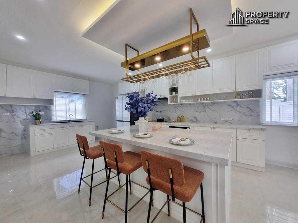 5 Bedroom Modern Luxury Pool Villa In North Pattaya For Sale (Installment Option Available) Image 17