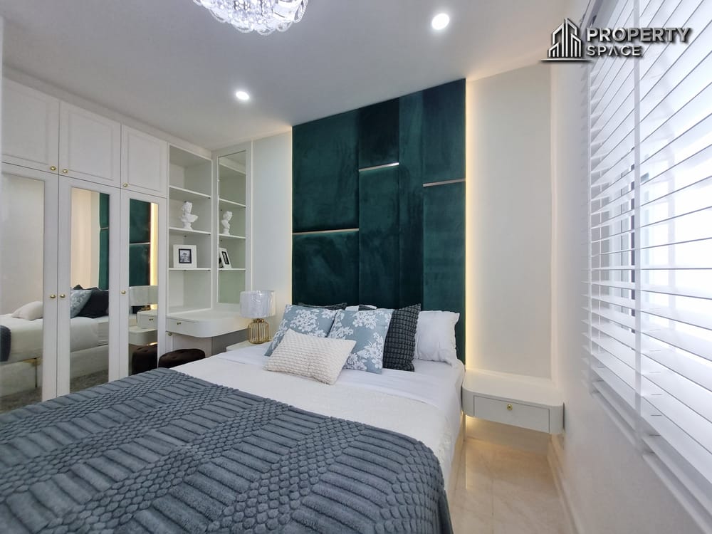 5 Bedroom Modern Luxury Pool Villa In North Pattaya For Sale (Installment Option Available) Image 21