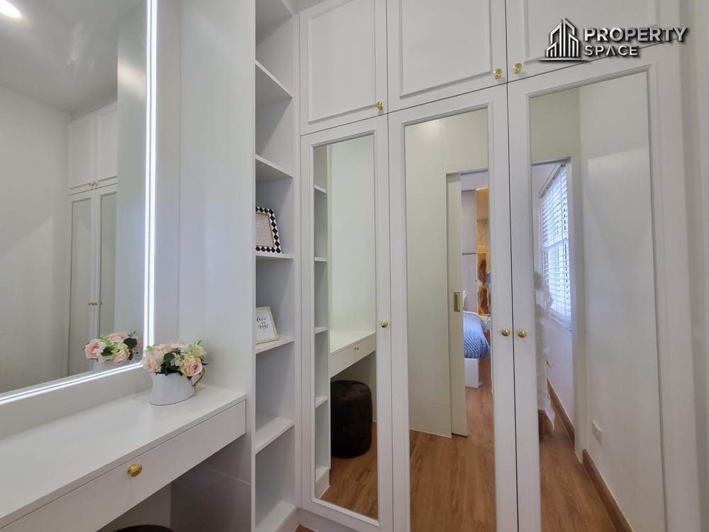 5 Bedroom Modern Luxury Pool Villa In North Pattaya For Sale (Installment Option Available) Image 32