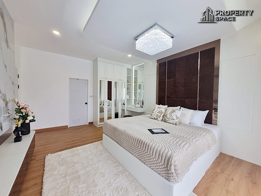 5 Bedroom Modern Luxury Pool Villa In North Pattaya For Sale (Installment Option Available) Image 36