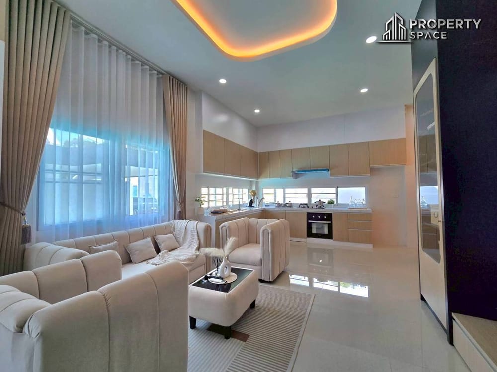 Hot Deal! Nordic-Style 4 Bedroom Pool Villa in Soi Siam Pattaya For Sale Image 7
