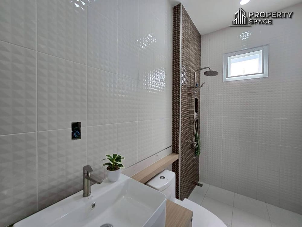 Hot Deal! Nordic-Style 4 Bedroom Pool Villa in Soi Siam Pattaya For Sale Image 29
